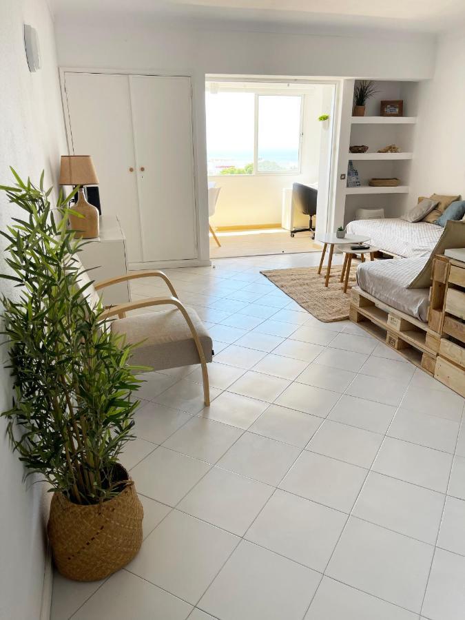 Panoramic Seaview - 2 Bedroom, Main Ave, 15 Min Walk Beach, Workspace 阿尔布费拉 外观 照片