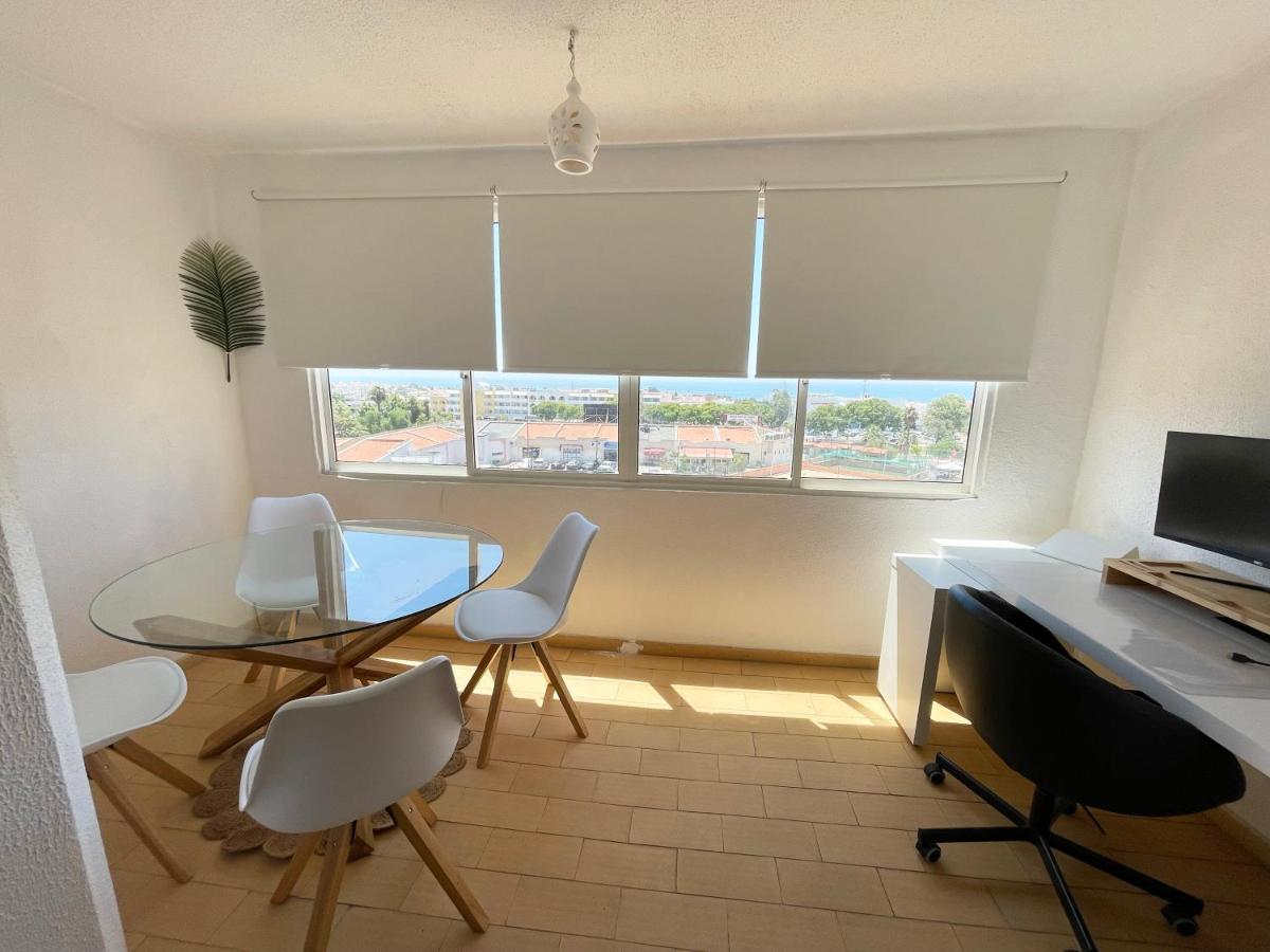 Panoramic Seaview - 2 Bedroom, Main Ave, 15 Min Walk Beach, Workspace 阿尔布费拉 外观 照片