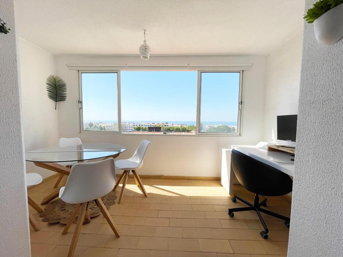 Panoramic Seaview - 2 Bedroom, Main Ave, 15 Min Walk Beach, Workspace 阿尔布费拉 外观 照片